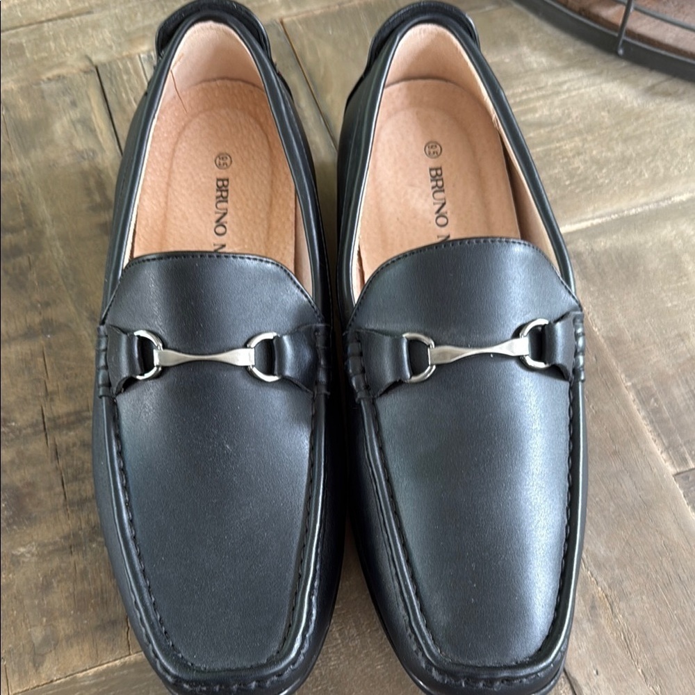 NWOB Bruno Marc Black Leather Men's Loafers